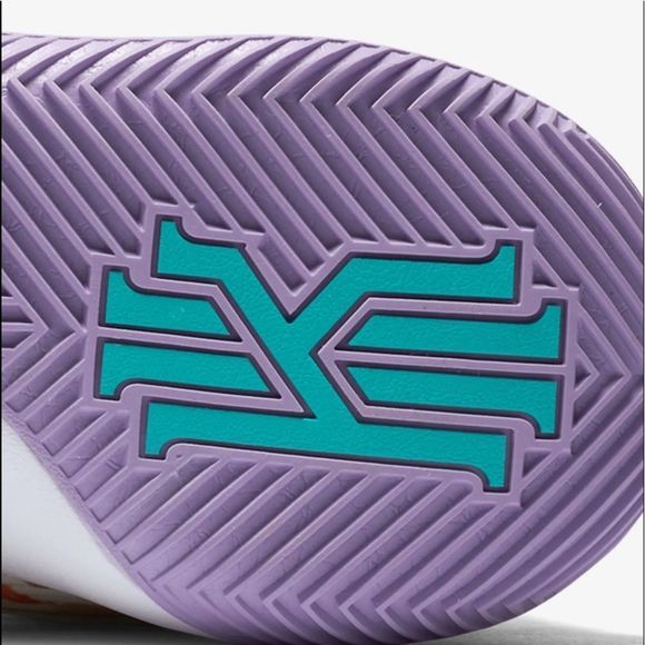 Nike Sneakers Rare Special Edition White Multicolored Women’s Size 7.5 - Picture 12 of 16